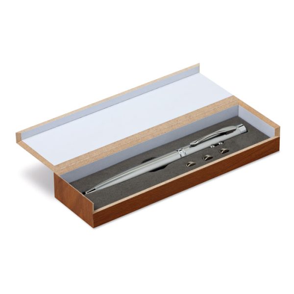 mo8193-14.jpg Laser com caneta táctil